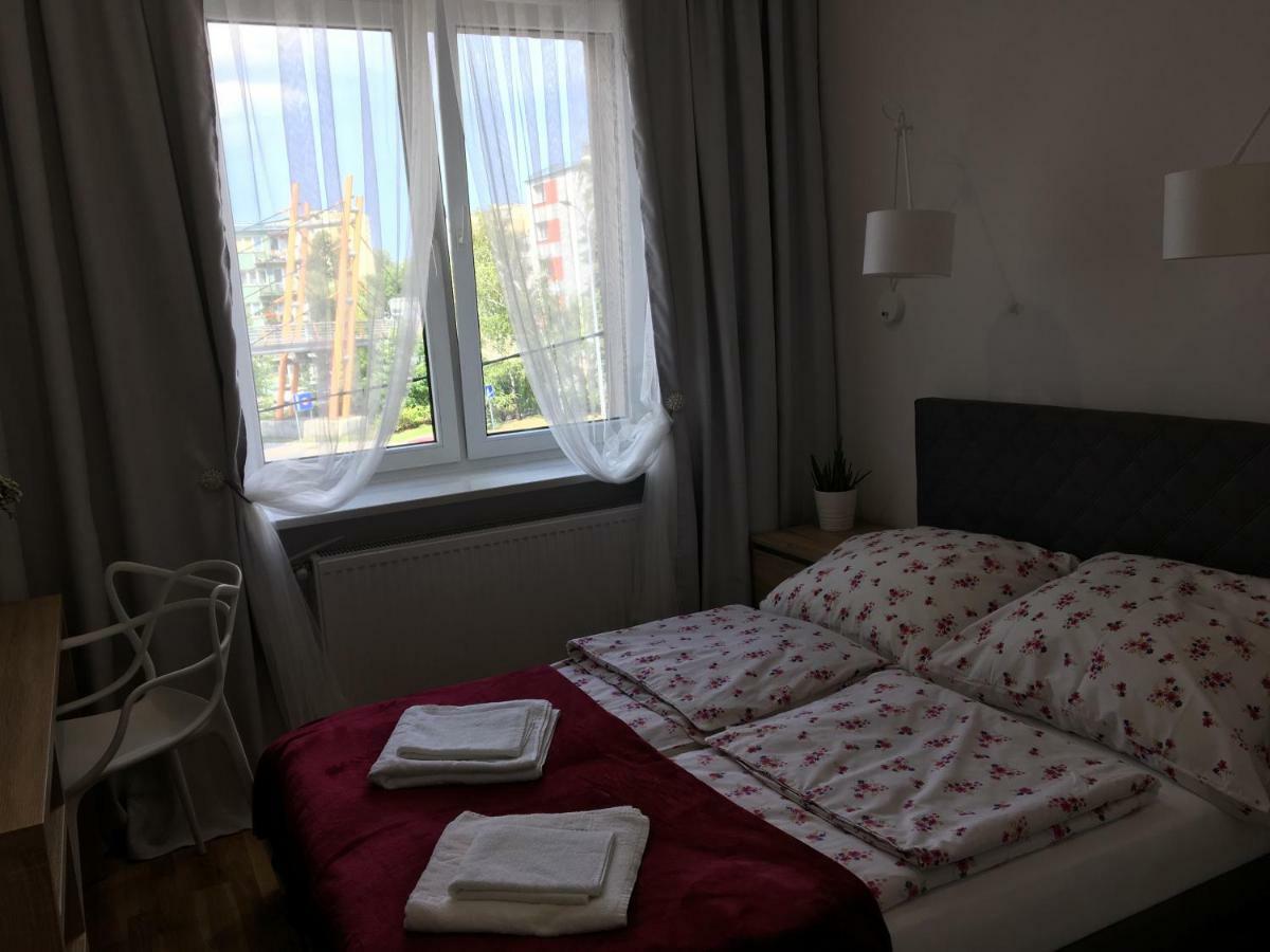 Family & Business Elegant Apartments Ul Astronautow Centrum Downtown - 3 Bedroom, Parking Kielce Eksteriør billede