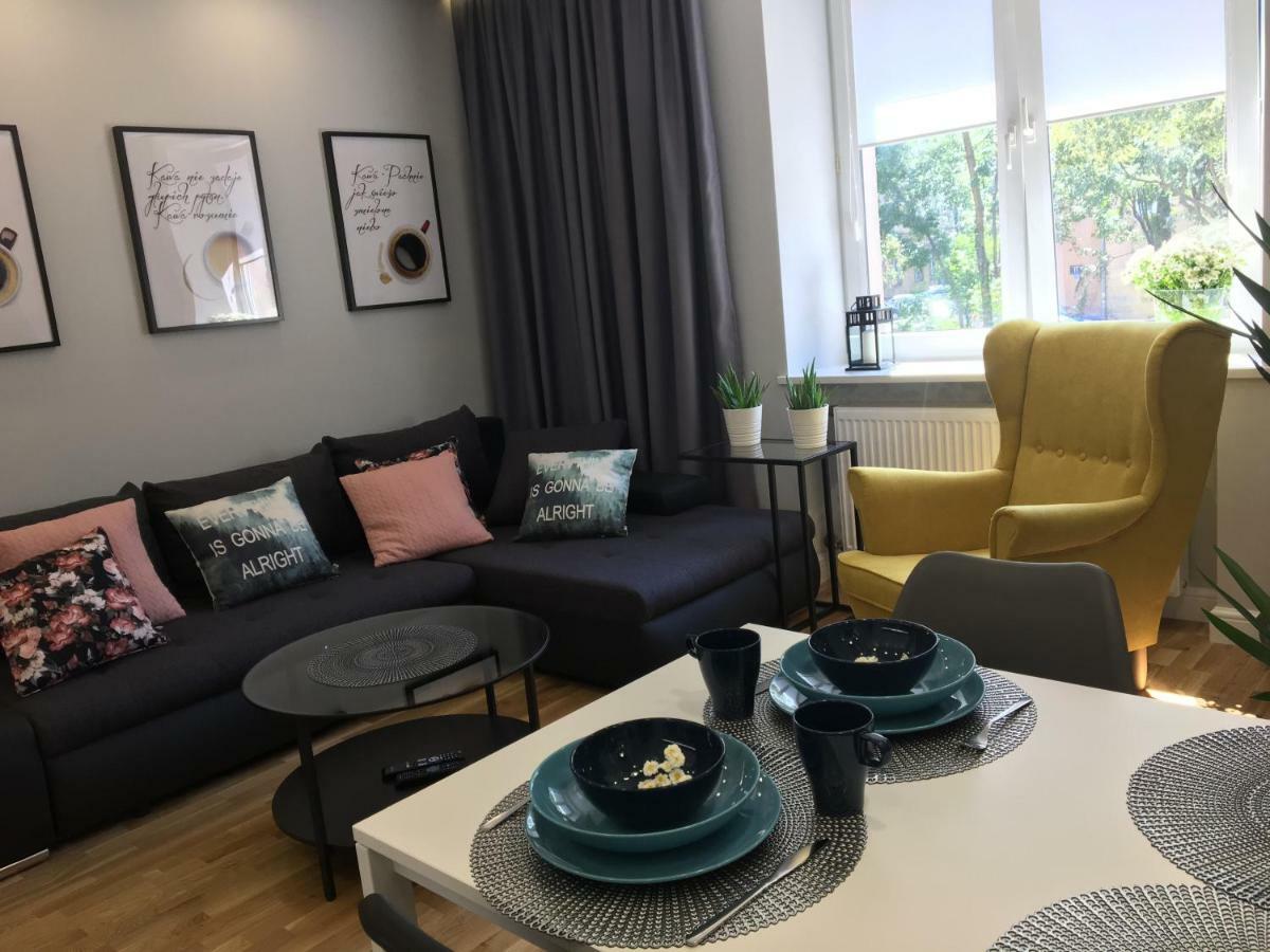 Family & Business Elegant Apartments Ul Astronautow Centrum Downtown - 3 Bedroom, Parking Kielce Eksteriør billede