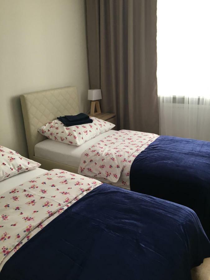 Family & Business Elegant Apartments Ul Astronautow Centrum Downtown - 3 Bedroom, Parking Kielce Eksteriør billede