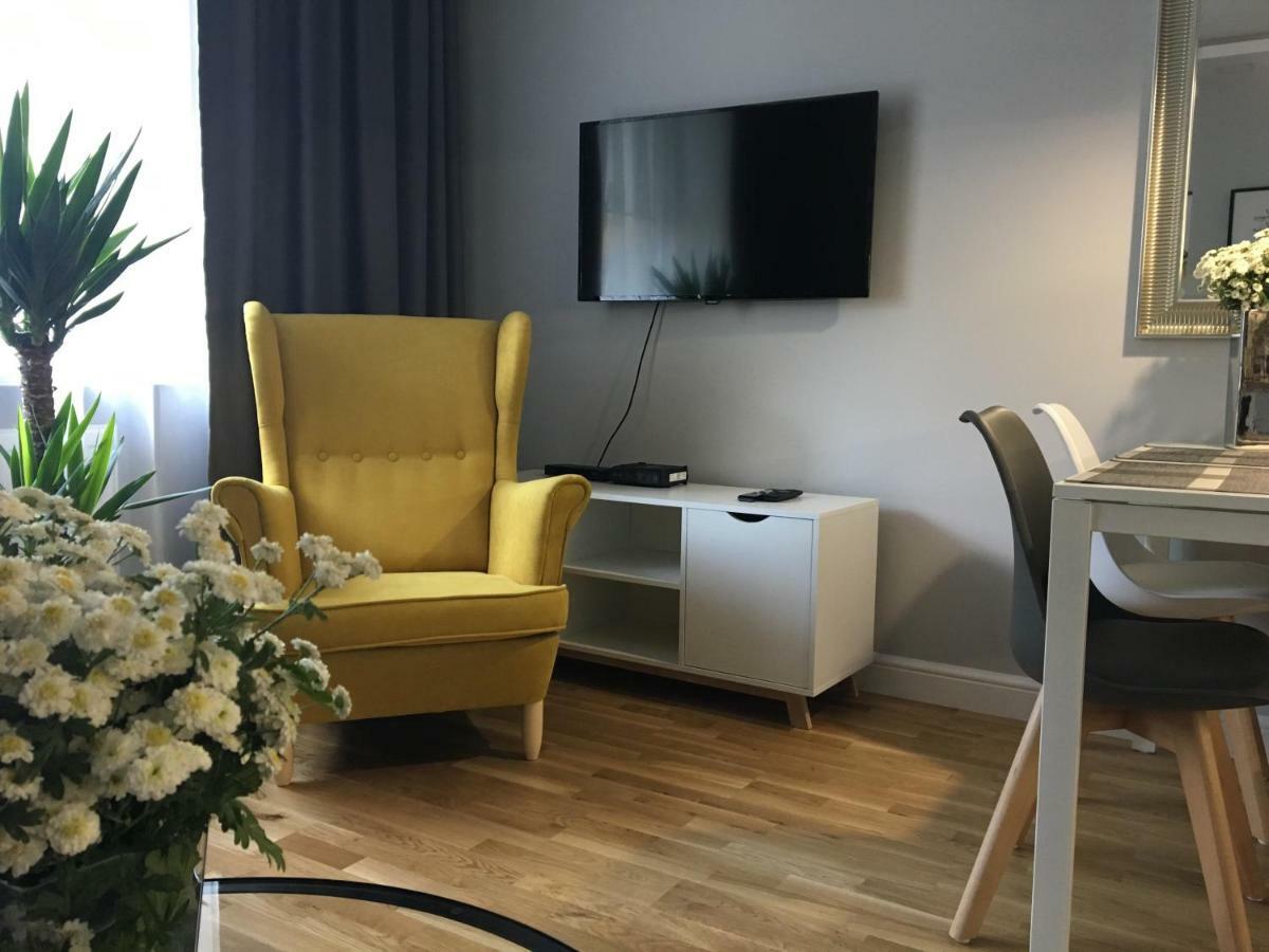Family & Business Elegant Apartments Ul Astronautow Centrum Downtown - 3 Bedroom, Parking Kielce Eksteriør billede