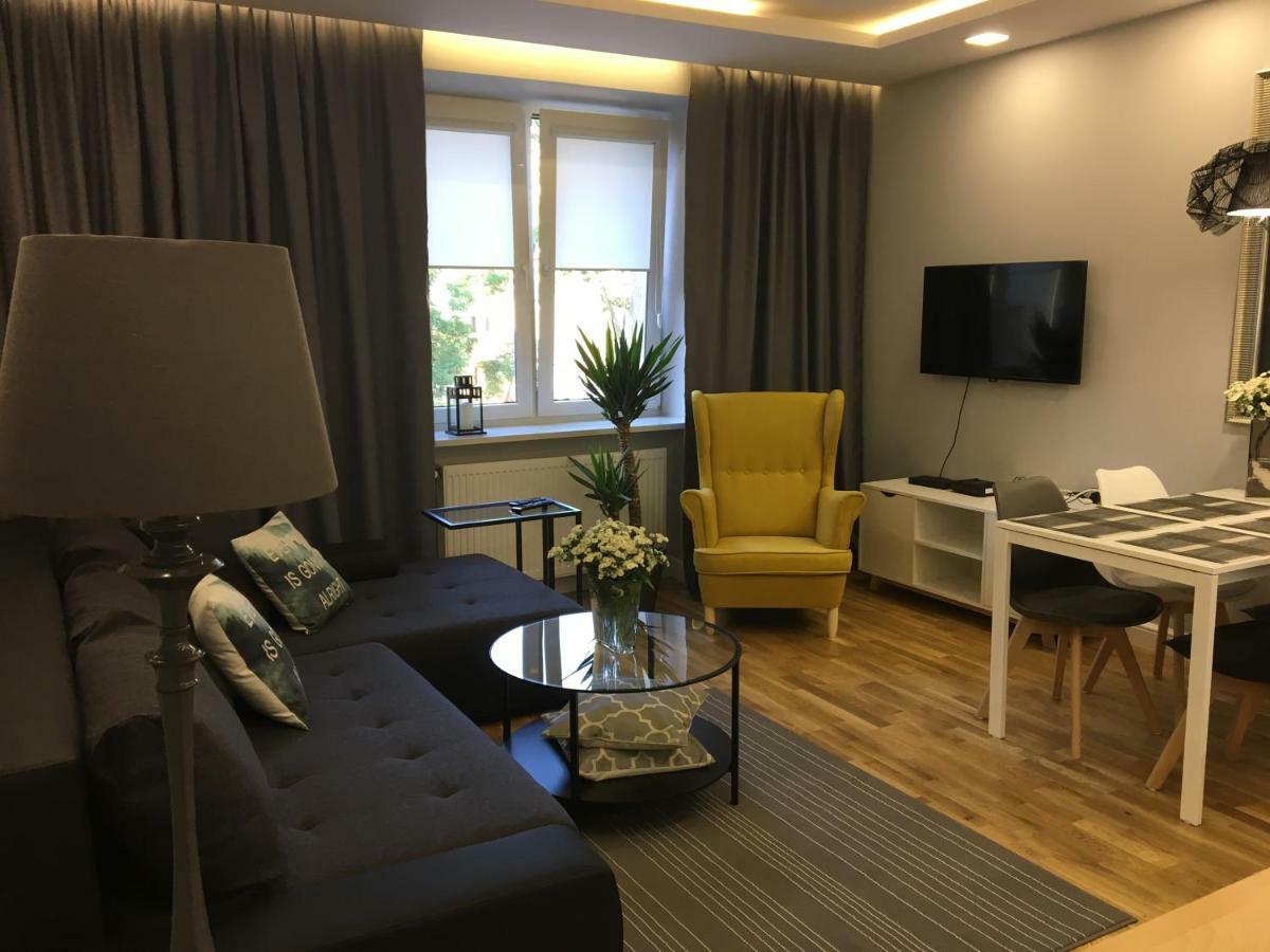 Family & Business Elegant Apartments Ul Astronautow Centrum Downtown - 3 Bedroom, Parking Kielce Eksteriør billede
